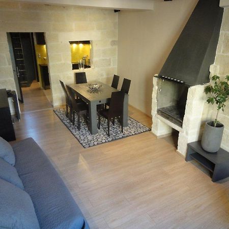 Appartement Les toîts d'Uzès Extérieur photo