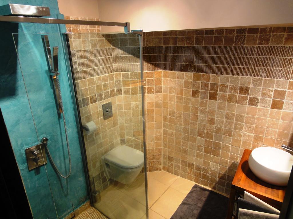 Appartement Les toîts d'Uzès Extérieur photo